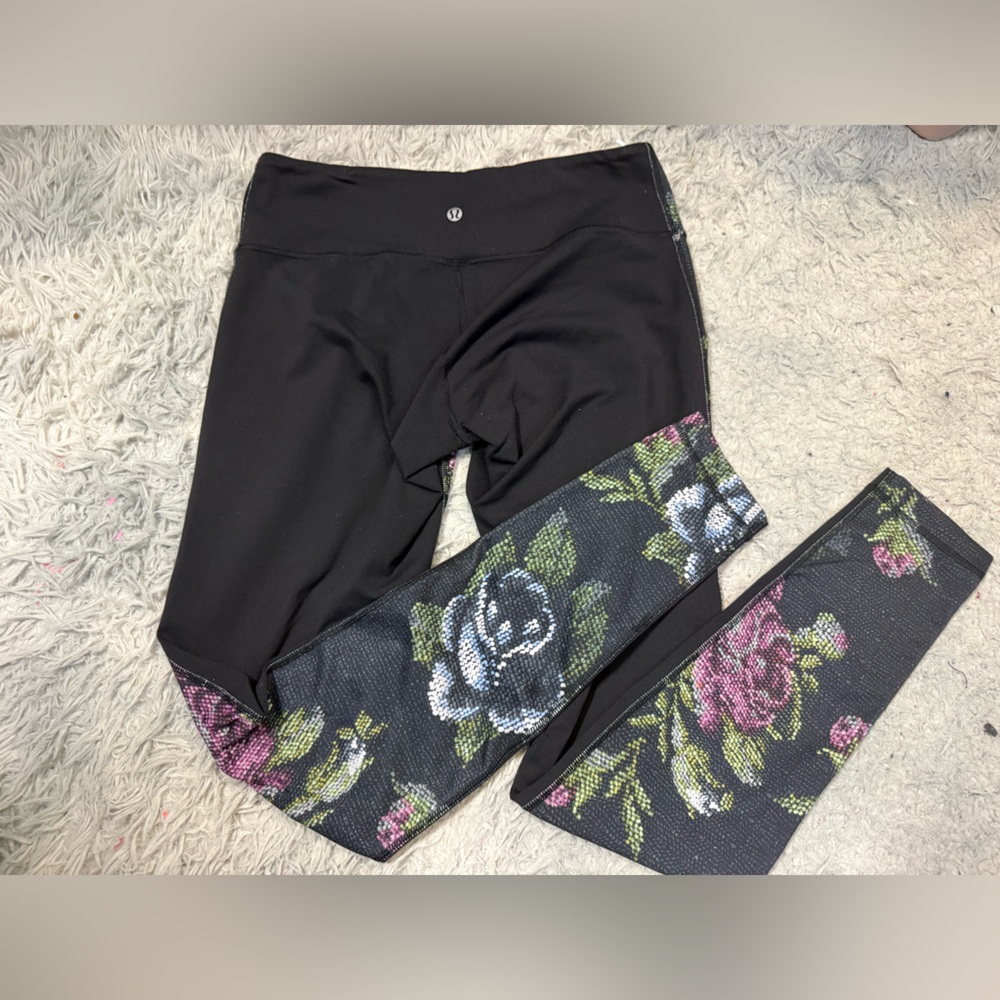 Lululemon Wunder Under Leggings Size 8 Black And Garden Party Pixelated Floral